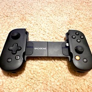 Backbone Black Gaming Controller XBox